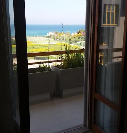 Casa San Cataldo * טאראנטו